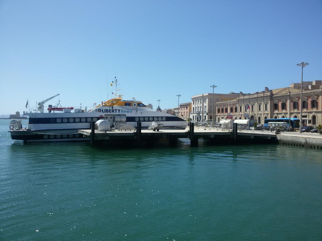 Almaran B&B Trapani Port & City Exteriér fotografie